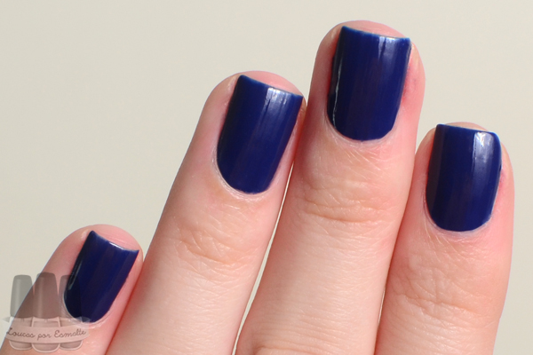 esmalte azul eico